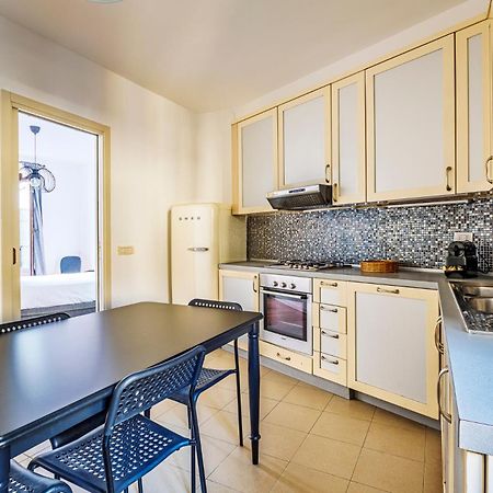 Elegant 2 Bedrooms Apartments Near Duomo Mediolan Zewnętrze zdjęcie