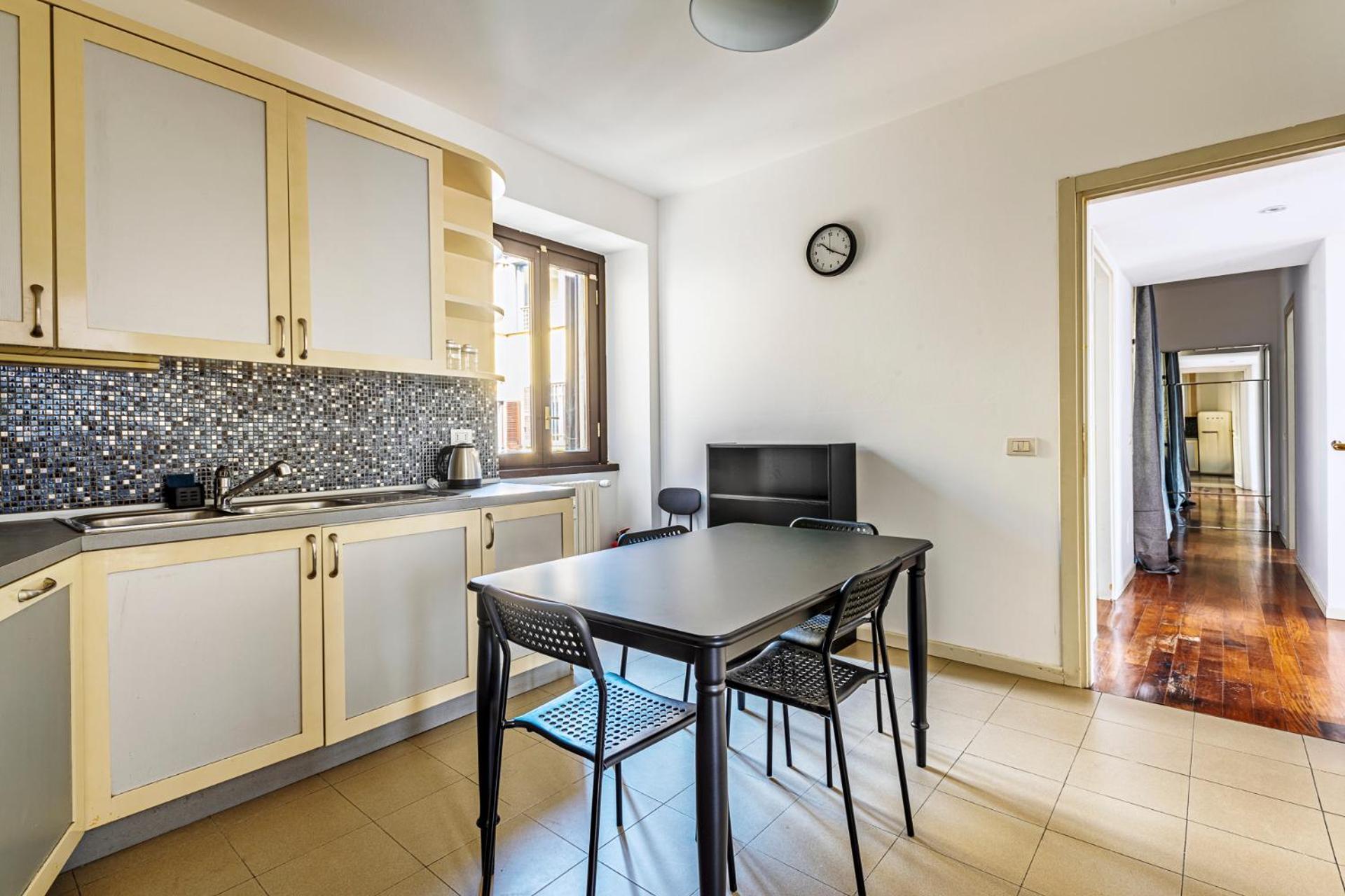 Elegant 2 Bedrooms Apartments Near Duomo Mediolan Zewnętrze zdjęcie