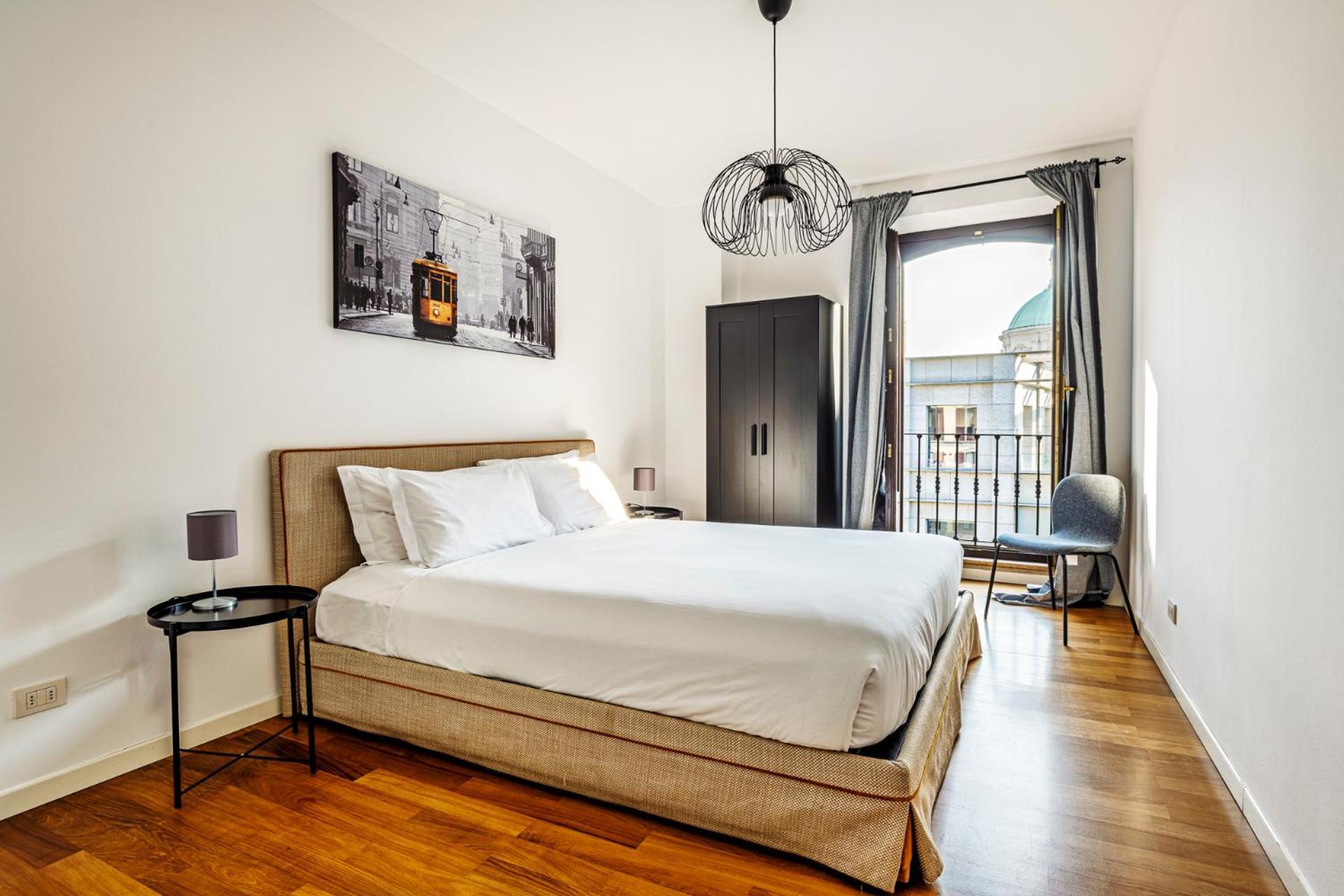 Elegant 2 Bedrooms Apartments Near Duomo Mediolan Zewnętrze zdjęcie