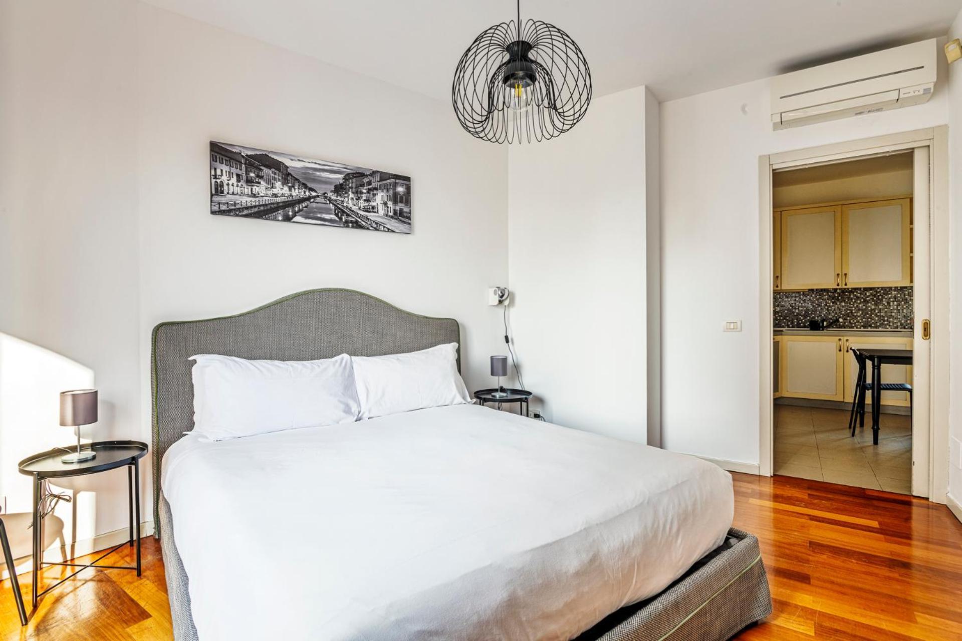 Elegant 2 Bedrooms Apartments Near Duomo Mediolan Zewnętrze zdjęcie