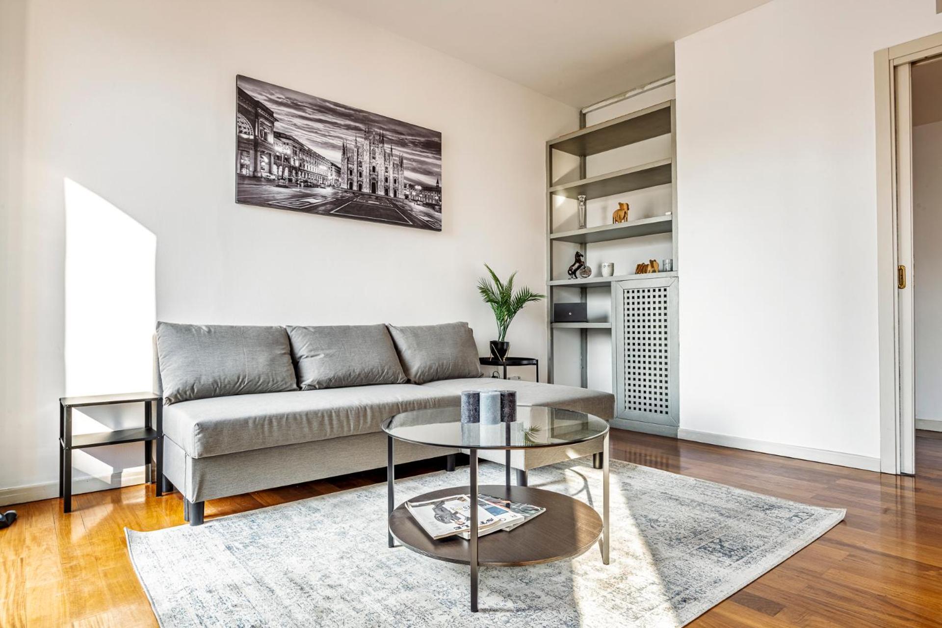 Elegant 2 Bedrooms Apartments Near Duomo Mediolan Zewnętrze zdjęcie