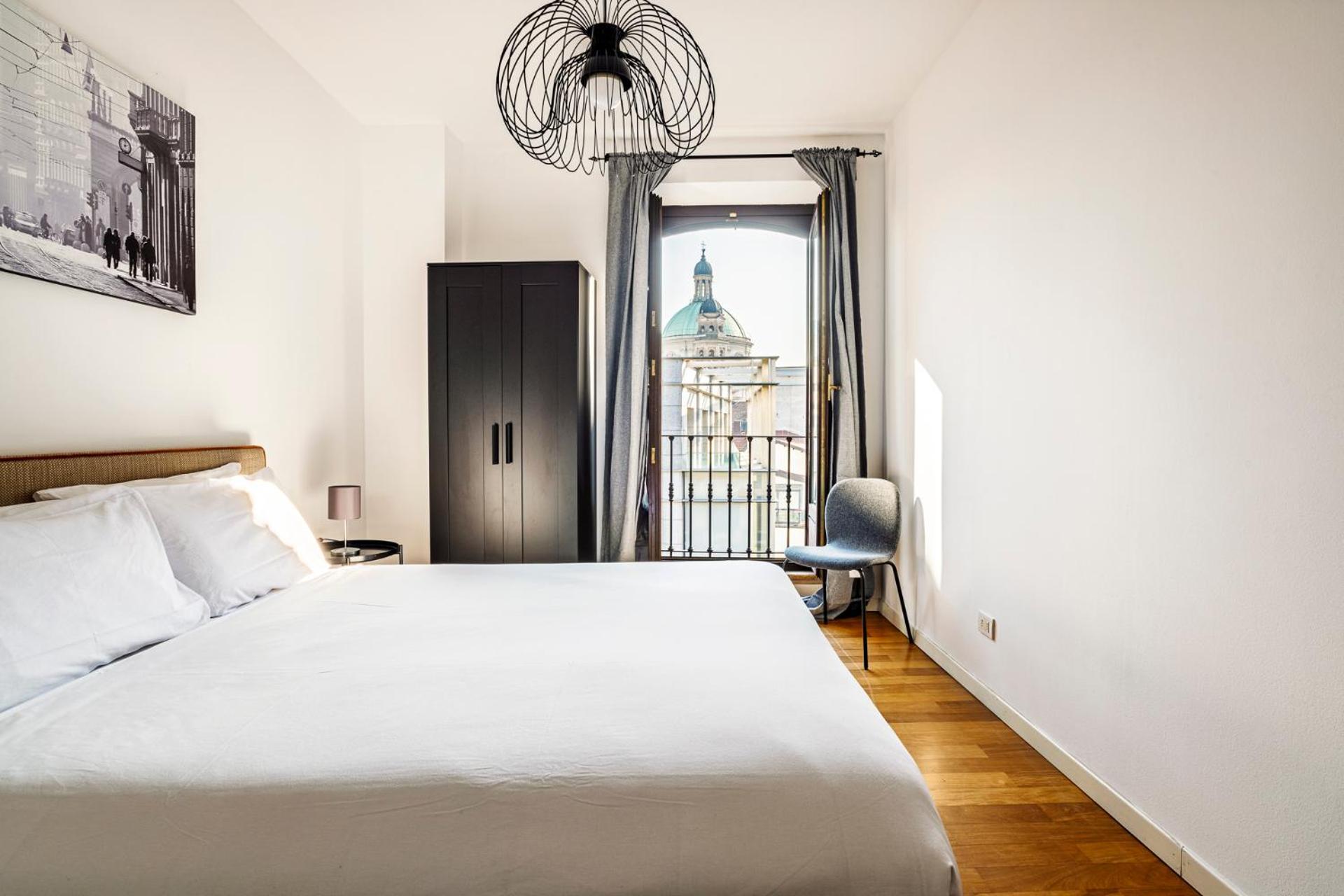 Elegant 2 Bedrooms Apartments Near Duomo Mediolan Zewnętrze zdjęcie