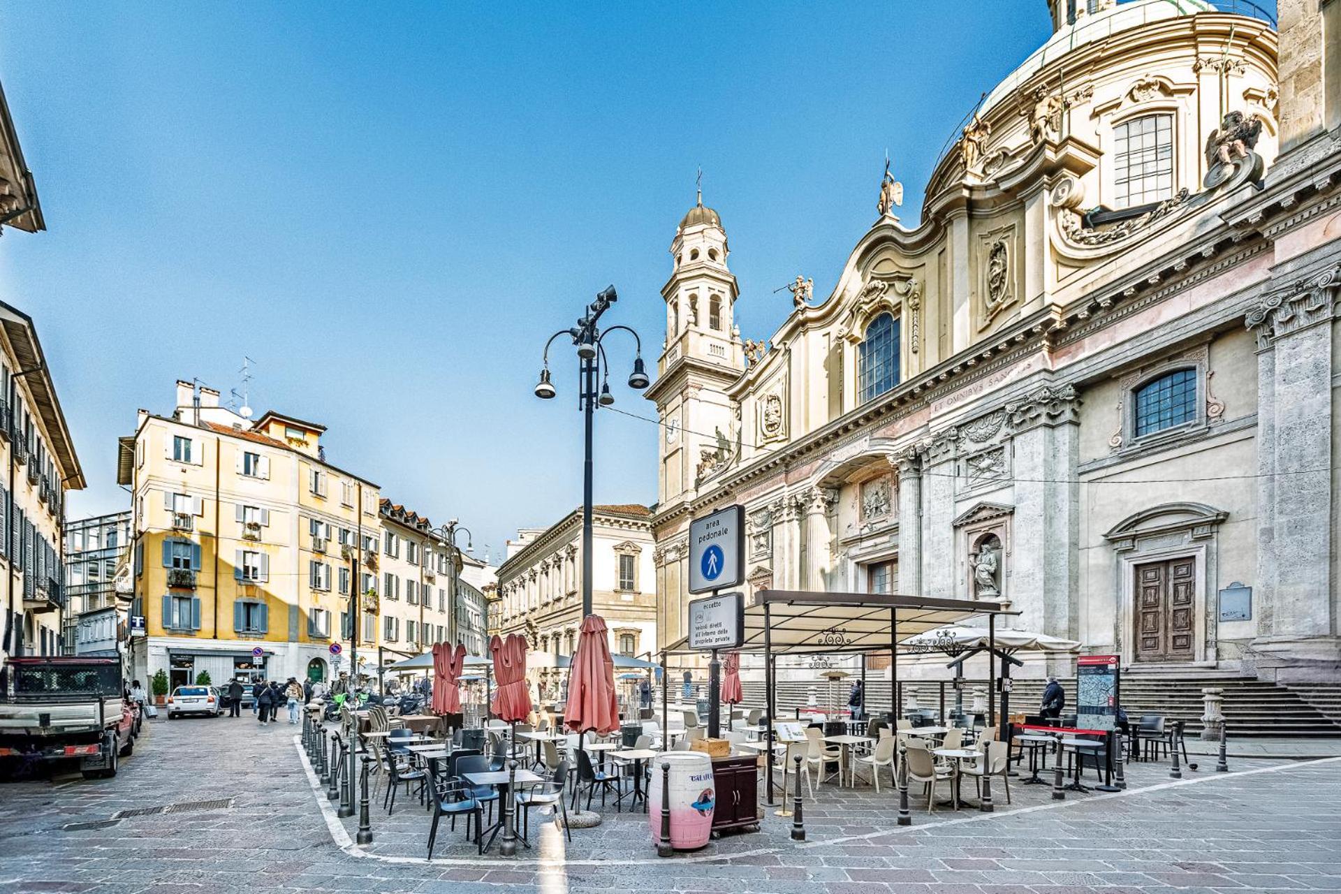 Elegant 2 Bedrooms Apartments Near Duomo Mediolan Zewnętrze zdjęcie