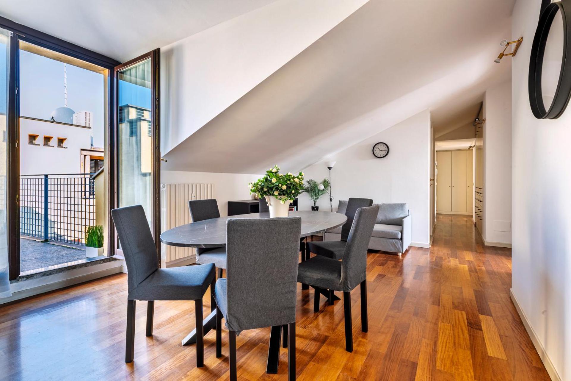 Elegant 2 Bedrooms Apartments Near Duomo Mediolan Zewnętrze zdjęcie