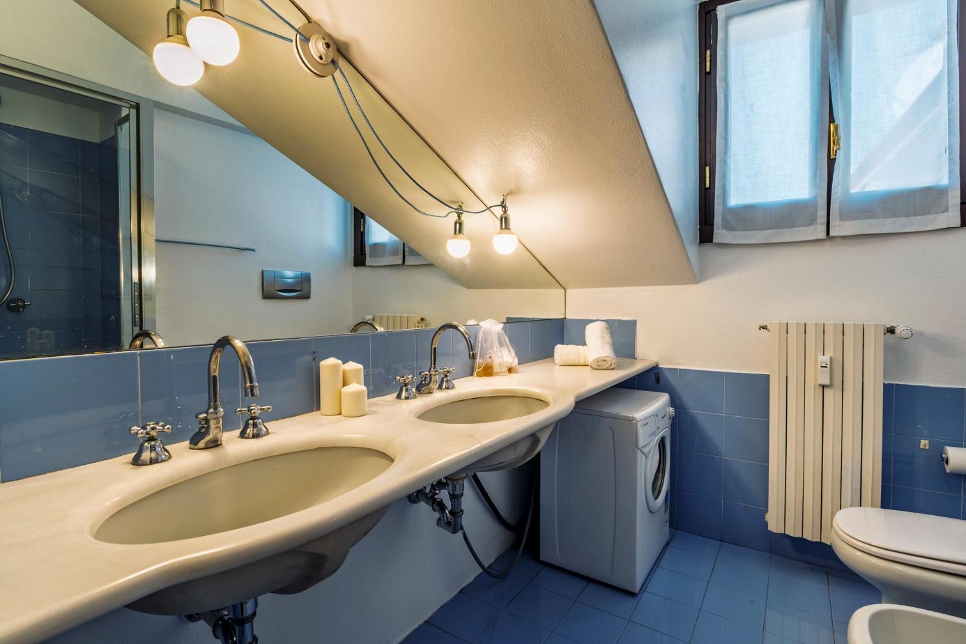Elegant 2 Bedrooms Apartments Near Duomo Mediolan Zewnętrze zdjęcie