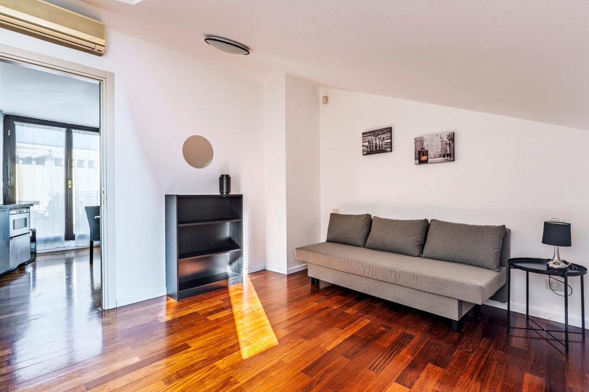 Elegant 2 Bedrooms Apartments Near Duomo Mediolan Zewnętrze zdjęcie