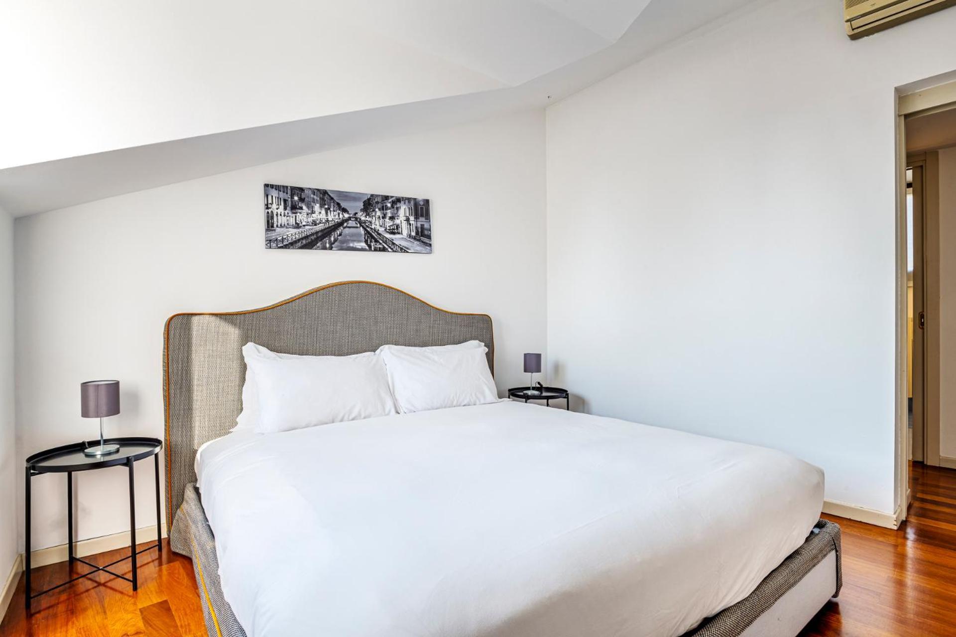 Elegant 2 Bedrooms Apartments Near Duomo Mediolan Zewnętrze zdjęcie